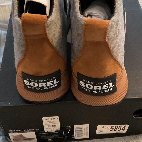 Sorel Out n About classic Boots - Picture 5 of 7